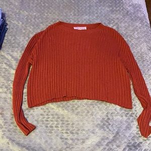 Red crop top long sleeve